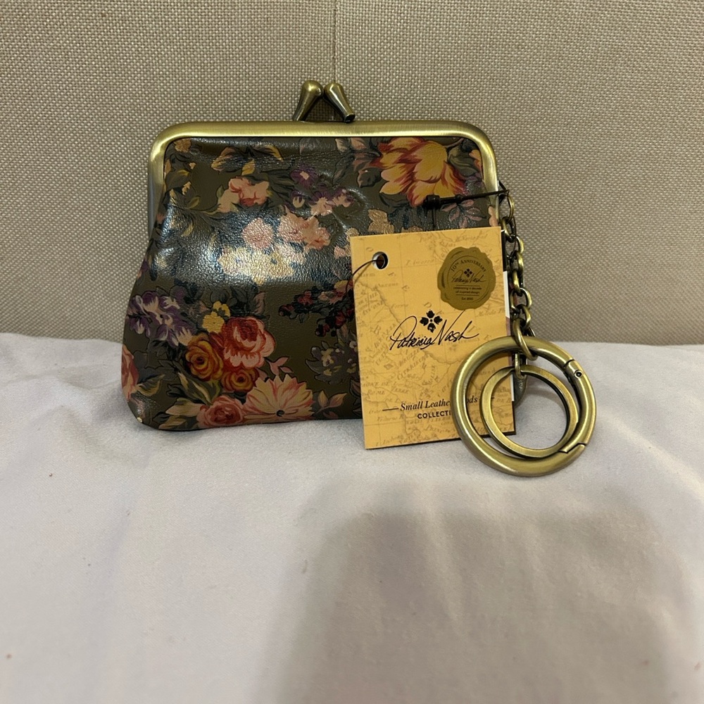 Patricia Nash Gold and Brown Coin Purse smoke free home